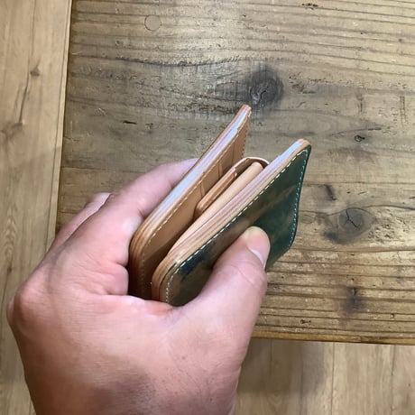 ロカドコードバンターコイズ×ワイルドサドル 二つ折り財布 小銭入れあり