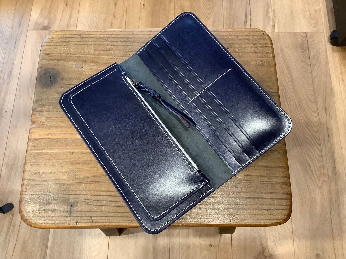 FANNY エイ革 長財布 黒 ループキーホルダー FANNY エイ革 長財布 黒 ループキーホルダー