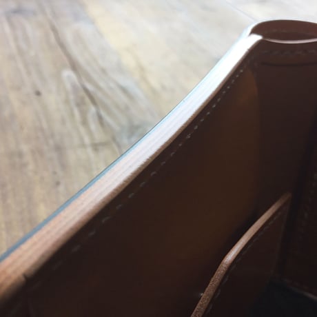 ネイビーオイルコードバン×キャメル牛革  二つ折り財布  小銭入れあり