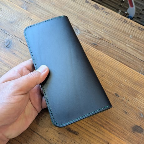 黒革×ルガトショルダーグリーン　深緑　長財布 小銭入れあり
