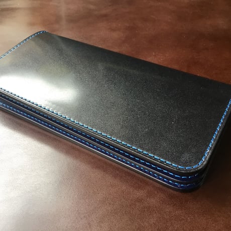 オイルコードバン黒×ルガトショルダーネイビー 長財布 小銭入れなし