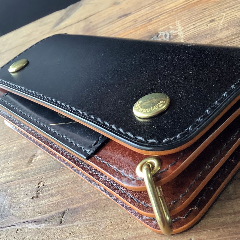 オイルコードバン黒×ルガトショルダーブラウン トラッカーウォレット