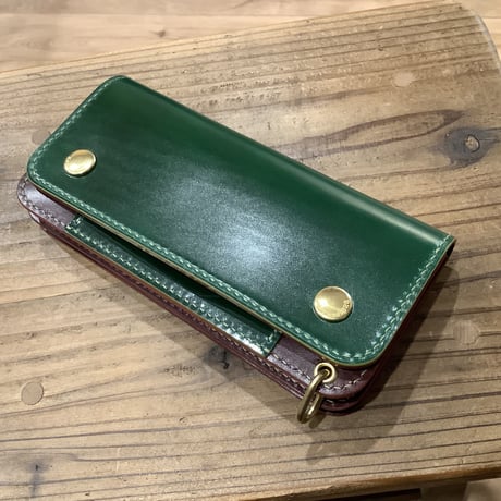 オイルコードバングリーン×ルガトショルダーワイン トラッカーウォレット