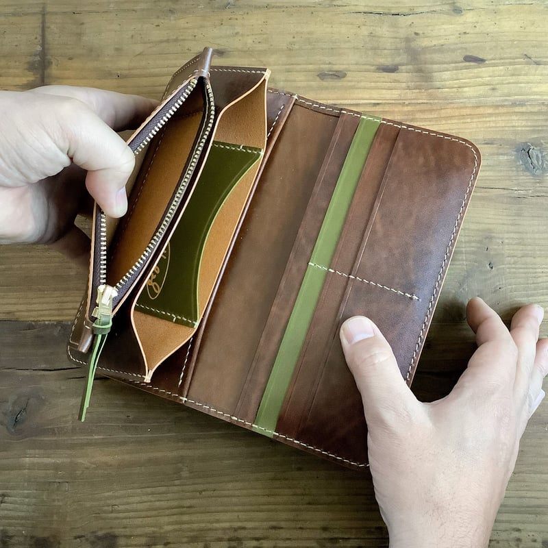 オリーブコードバン×ルガトショルダーブラウン 長財布 小銭入れあり