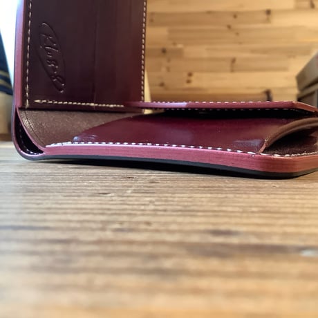 オイルコードバン黒×ルガトショルダーワイン　 二つ折り財布 小銭入れあり