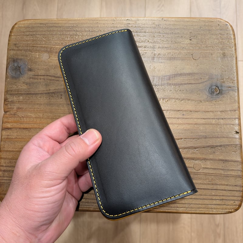 黒革×ルガトショルダーイエロー 黄色 長財布 小銭入れあり | keywest828