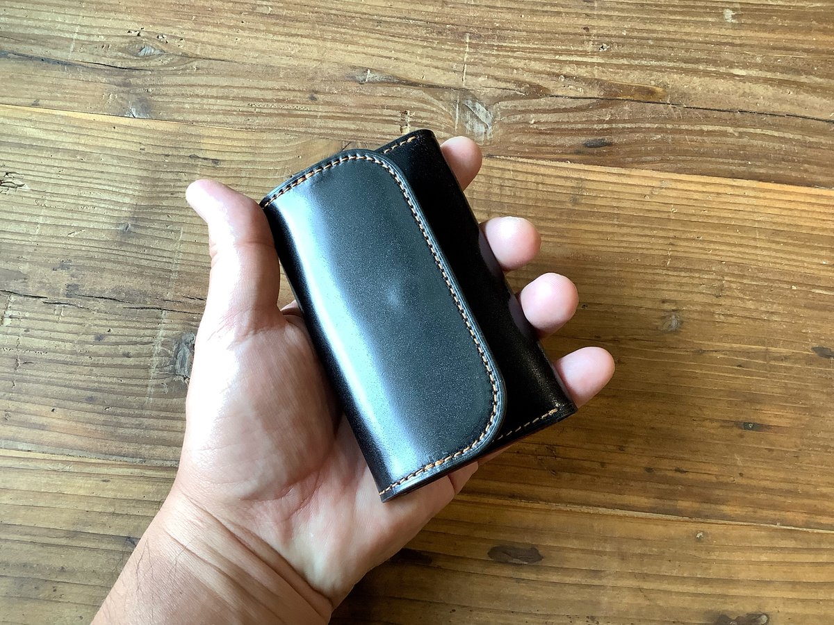 レザークラフト コードバン革 光沢艶黒色 大容量名刺カードケース★HG 受注製作 レザークラフト コードバン革 光沢艶黒色 大容量名刺カード