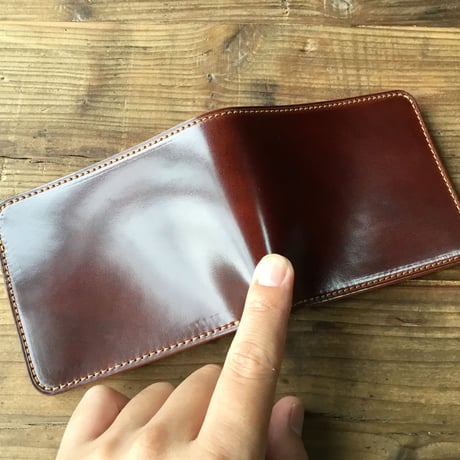 ブラウンオイルコードバン×ルガトショルダーオレンジ 二つ折り財布 小銭入れあり