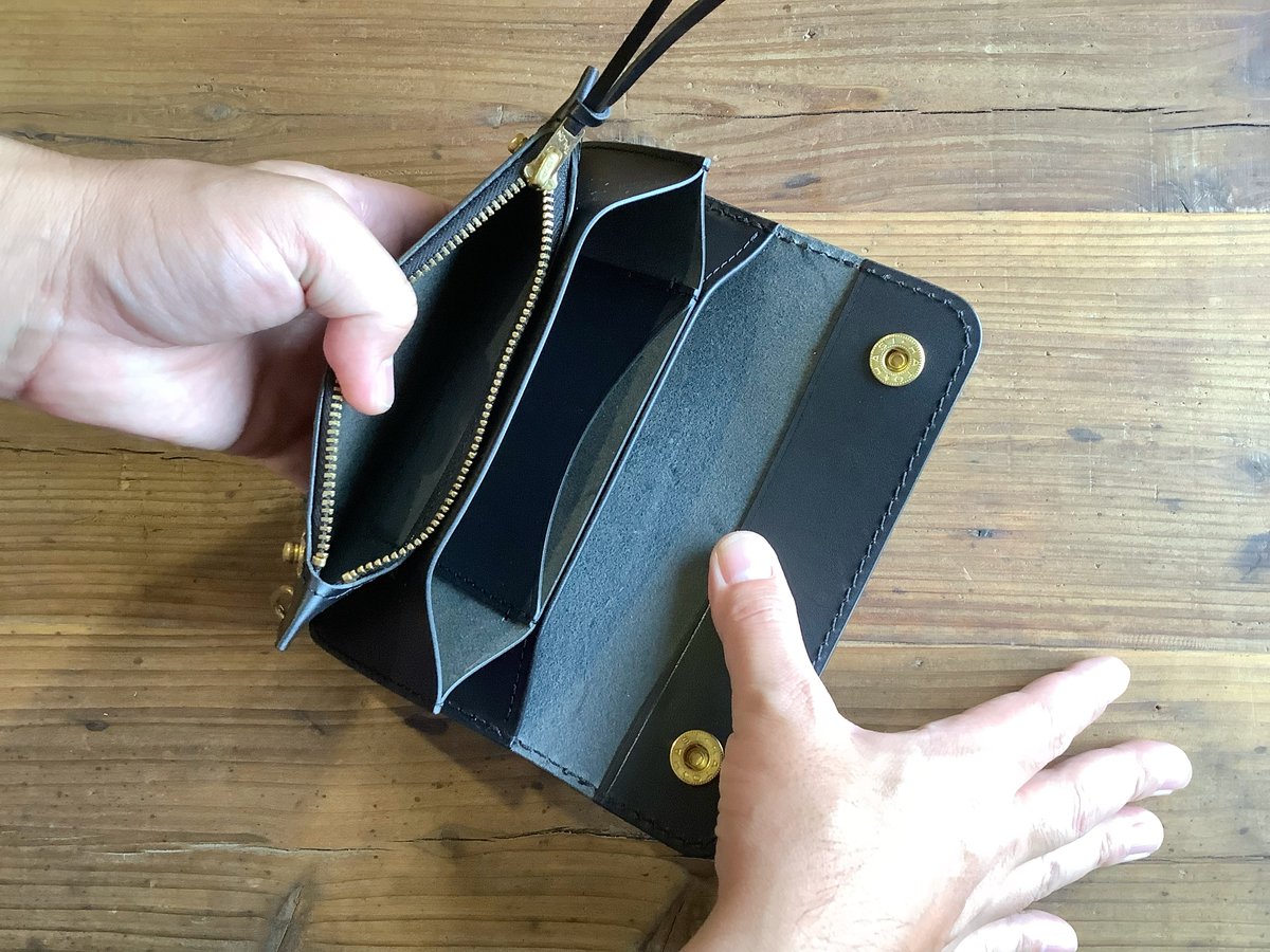 トラッカーウォレット 黒 オイルレザー ショートタイプ | keywest828