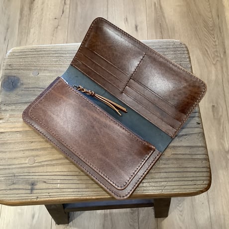 黒革×ルガトショルダーブラウン  長財布 小銭入れあり