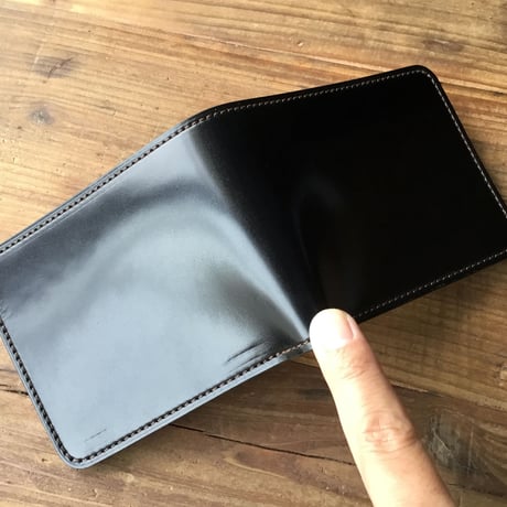 オイルコードバン黒×ルガトショルダーイエロー 二つ折り財布 小銭入れあり