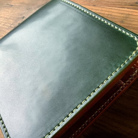 オイルコードバングリーン×ルガトショルダーオレンジ　二つ折り財布　小銭入れあり