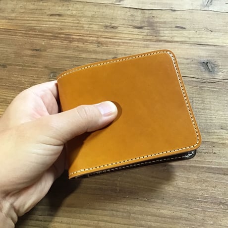 ライトブラウンコードバン×ルガトショルダーブラウン 二つ折り財布 小銭入れあり