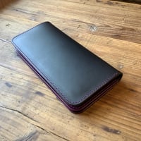 黒革×ルガトショルダー紫　パープル  長財布 小銭入れあり