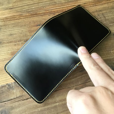 コードバン黒×ルガトショルダーイエロー 二つ折り財布 小銭入れあり