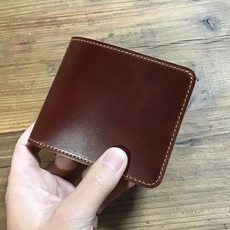 オイルコードバンバーガンディ×ルガトショルダーブラウン 二つ折り財布 小銭入れあり