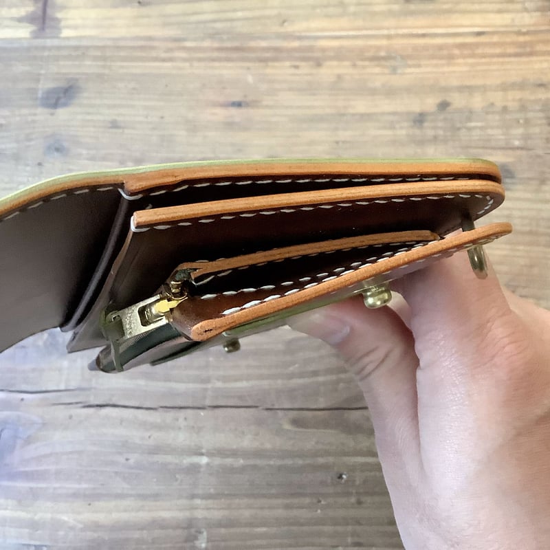 オリーブコードバン×ルガトショルダーブラウン トラッカーウォレット