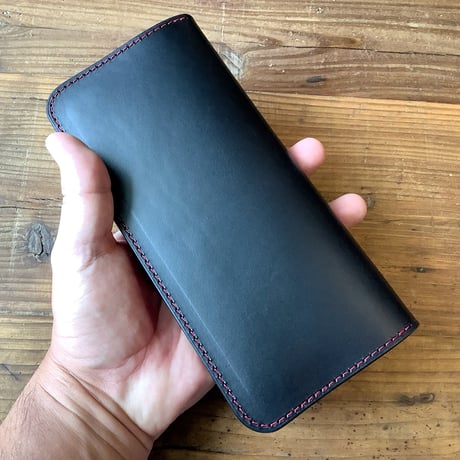 黒革×ルガトショルダー赤  長財布 小銭入れあり