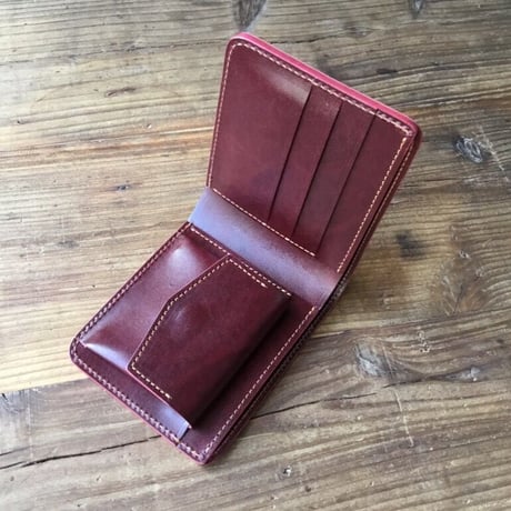 ライトブラウンコードバン×ルガトショルダーワイン 二つ折り財布 小銭入れあり