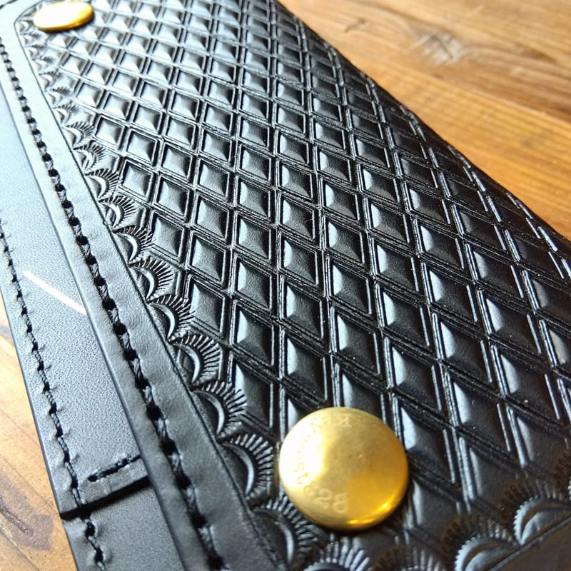 トラッカーウォレット 黒 オイルレザー ダイヤパターン | keywest828