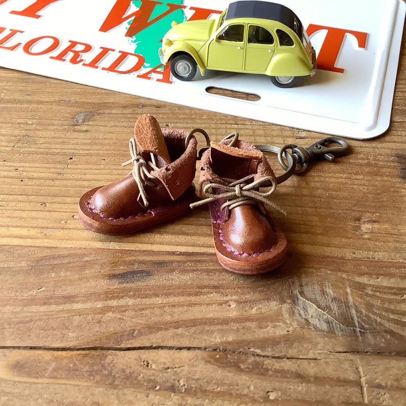 COACH　ミニチュアバケツ型キーホルダー　ミニチュアタッセル　キーホルダー COACH ミニチュアバケツ型キーホルダー ミニチュアタッセル