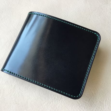 オイルコードバン黒×ルガトショルダーグリーン 二つ折り財布 小銭入れあり