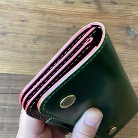 オイルコードバングリーン×ルガトショルダーワイン トラッカーウォレット