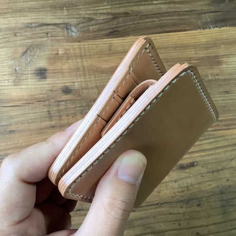 ナチュラルコードバン×栃木レザー 二つ折り財布 小銭入れあり