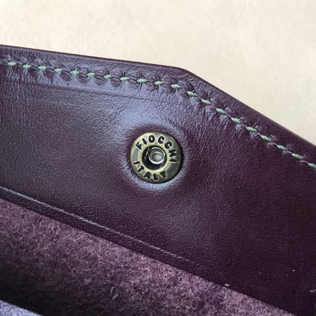 オリーブグリーンコードバン×ルガトショルダーパープル 二つ折り財布 小銭入れあり