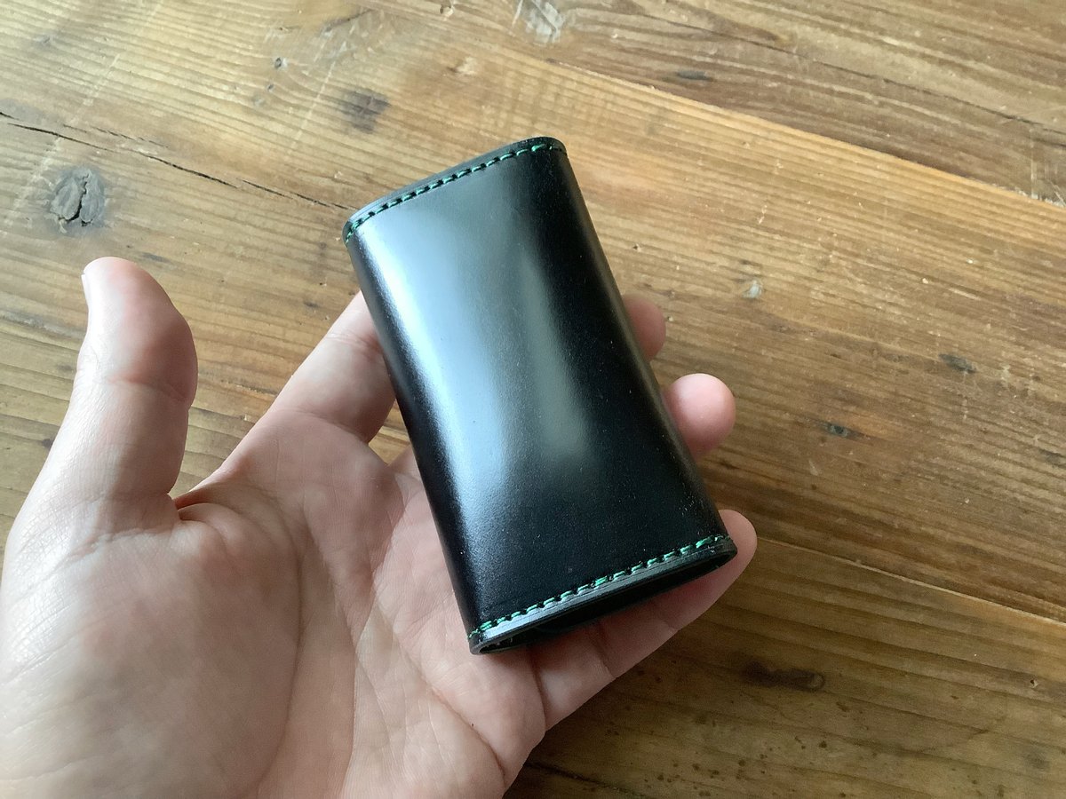 キーケース　シェルコードバングリーン　ルガトーグリーン fit=scale-down,w=1200