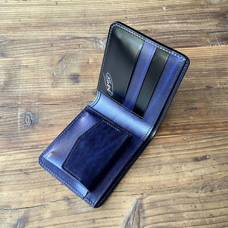 コードバン黒×ルガトショルダーネイビー 二つ折り財布 小銭入れあり