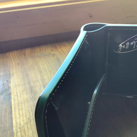 オイルコードバン黒×ルガトショルダー深緑 二つ折り財布 小銭入れあり