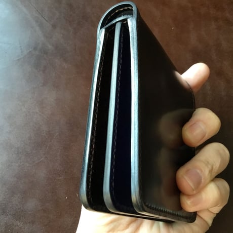 オイルコードバン黒×ルガトショルダーネイビー、ブラウン  二つ折り財布  小銭入れ無し