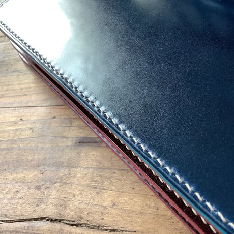 ネイビーオイルコードバン×ルガトショルダーワイン 長財布 小銭入れあり