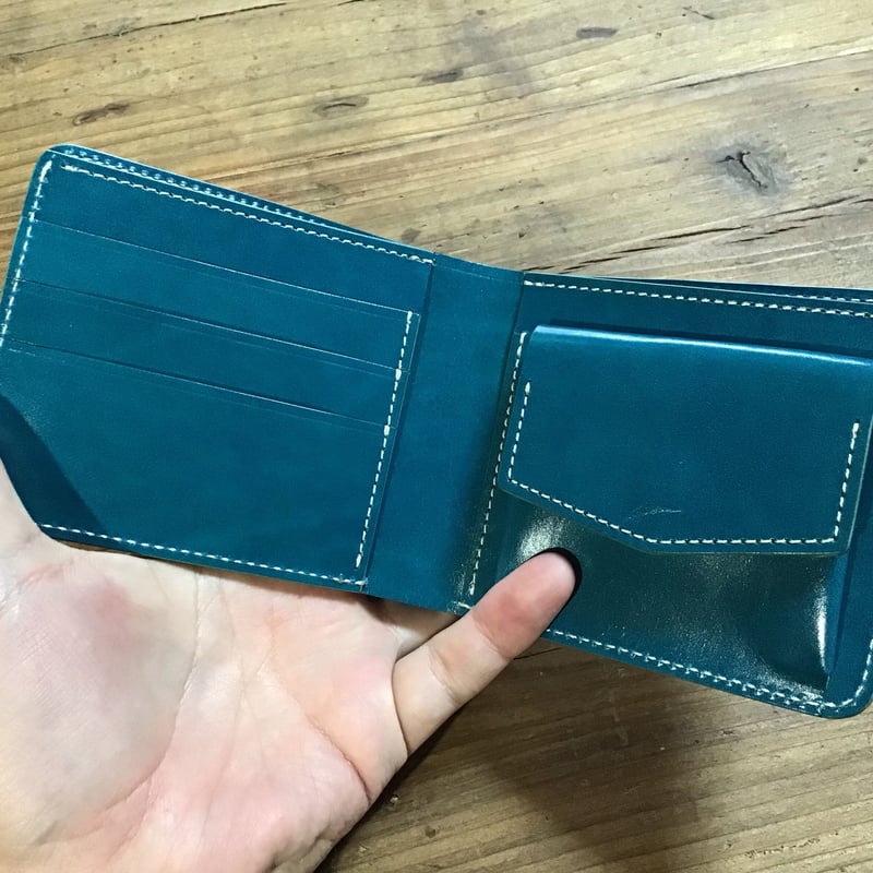ルガトショルダー琉球ブルー 二つ折り財布 小銭入れあり | keywest828