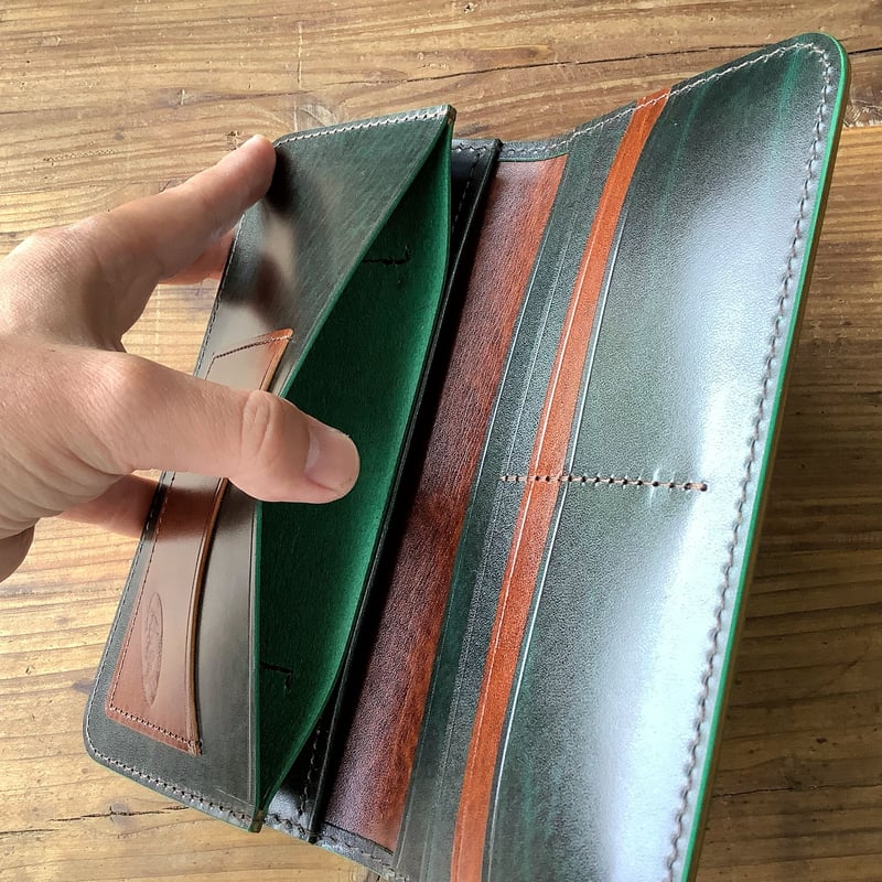 ルガトショルダーグリーン×ブラウン 長財布 小銭入れ無し