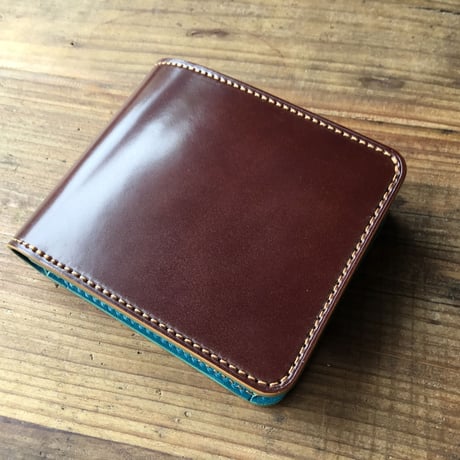 オイルコードバンコニャック×ルガトショルダー琉球ブルー 二つ折り財布 小銭入れあり