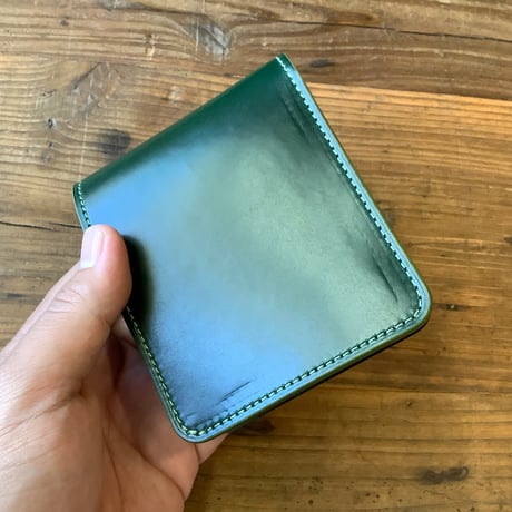 オイルコードバングリーン×ルガトショルダーグリーン　二つ折り財布　小銭入れあり