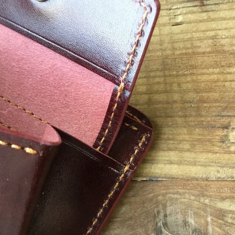 オリーブコードバン×ルガトショルダーワイン 二つ折り財布 小銭入れあり