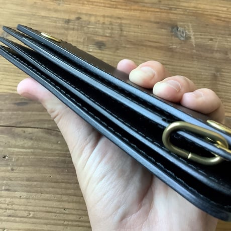 トラッカーウォレット  黒　オイルレザー