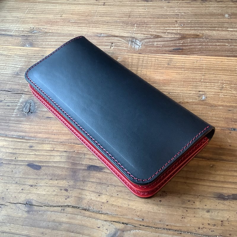 黒革×ルガトショルダー赤 長財布 小銭入れあり | keywest828