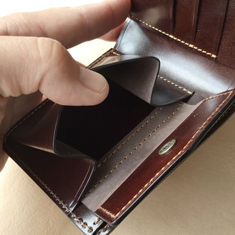 ブラウンオイルコードバン×チョコ色牛革 二つ折り財布 小銭入れあり
