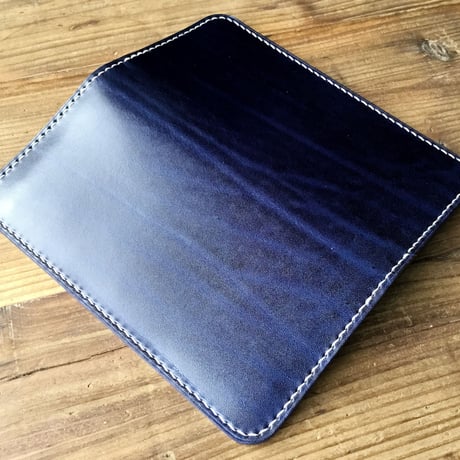 ルガトショルダーネイビー×チョコ色牛革 長財布 小銭入れあり