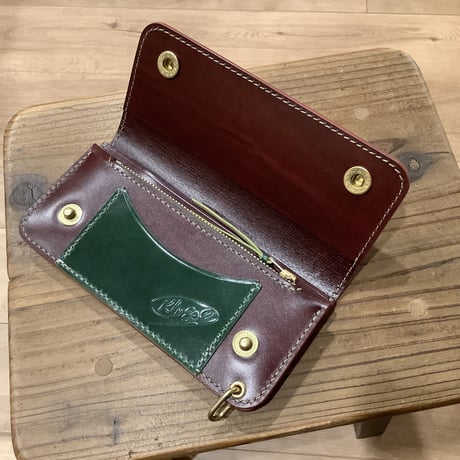 オイルコードバングリーン×ルガトショルダーワイン トラッカーウォレット