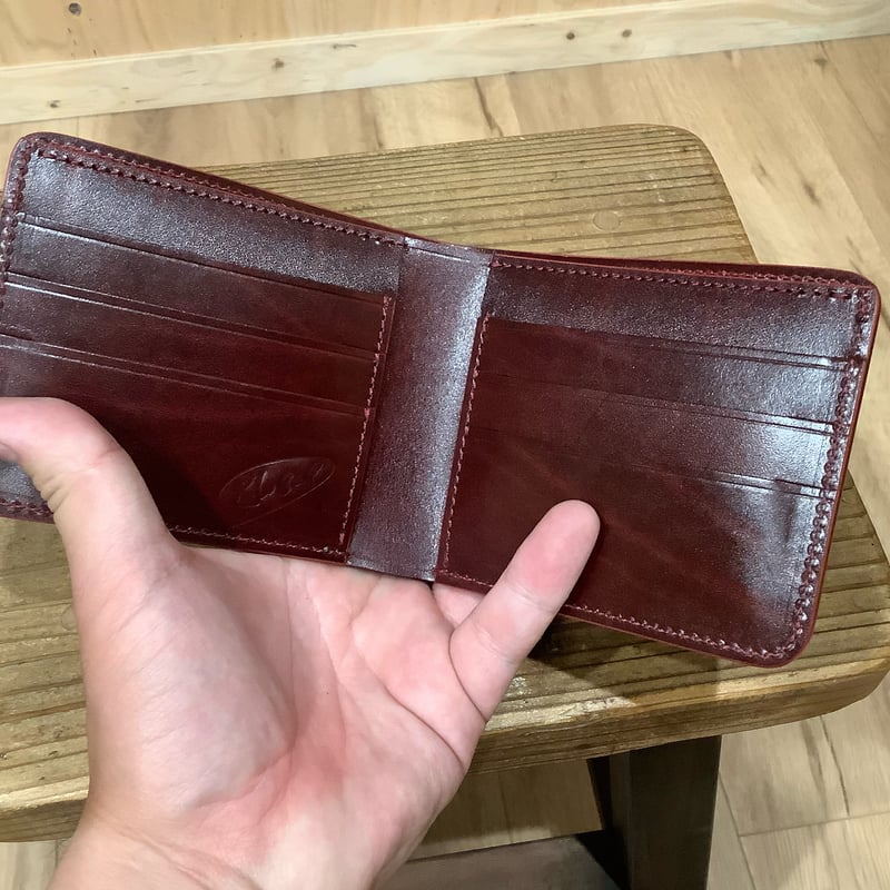 ルガトショルダーワイン　二つ折り財布 ルガトショルダーワイン 二つ折り財布 小銭入れなし | keywest828