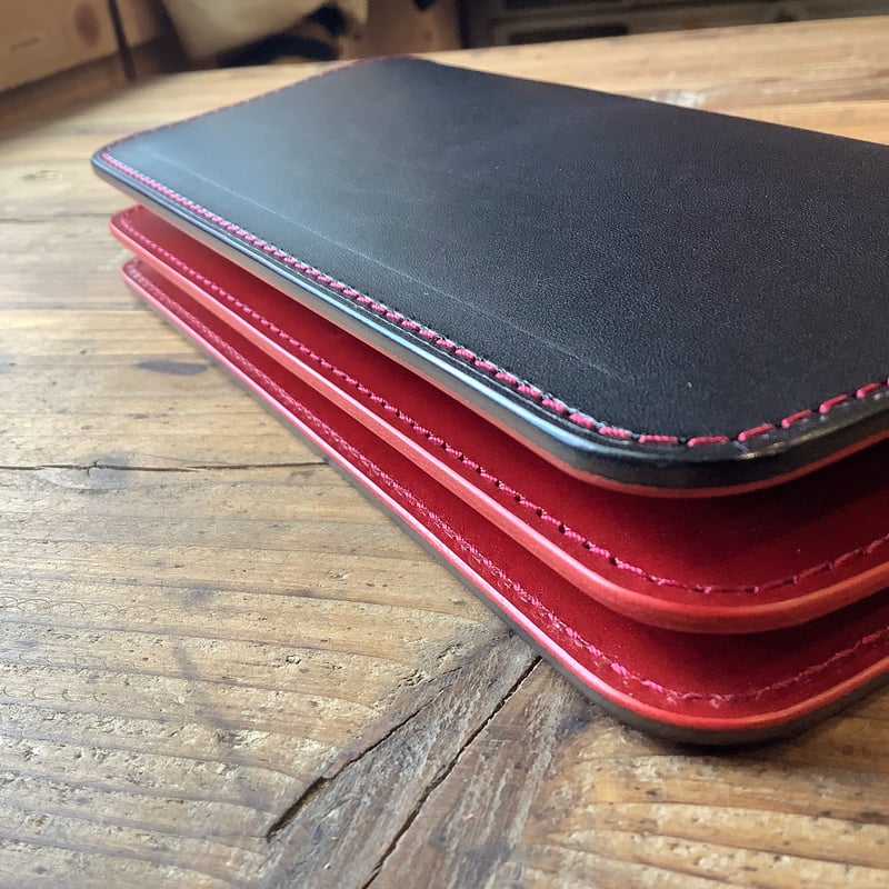 黒革×ルガトショルダー赤 長財布 小銭入れあり | keywest828