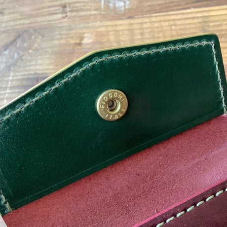 オイルコードバングリーン×ルガトショルダーワイン 二つ折り財布 小銭入れあり
