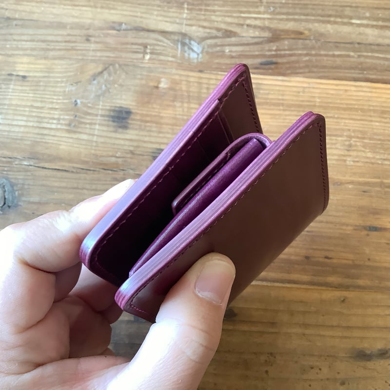 ルガトショルダーパープル 紫 二つ折り財布 小銭入れあり | keywest828