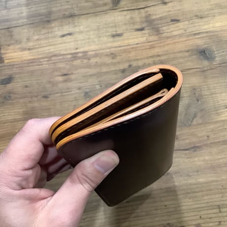 オイルコードバンバーガンディ×ルガトショルダーブラウン 長財布 小銭入れあり
