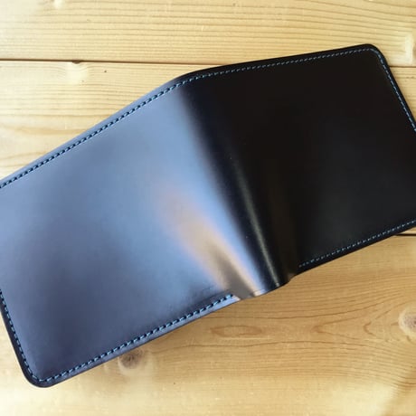 コードバン黒×ルガトショルダーネイビー  二つ折り財布  小銭入れあり